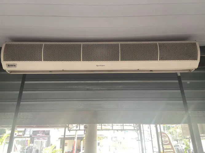 Cortina de ar 1,50m, 220v + vidros laterais