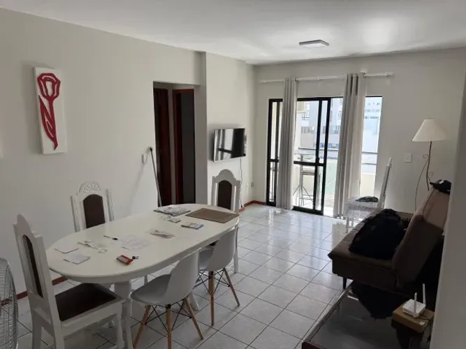 Locação Anual 2 Dormitórios Próximo ao Shopping Atlantico em Balneário Camboriú