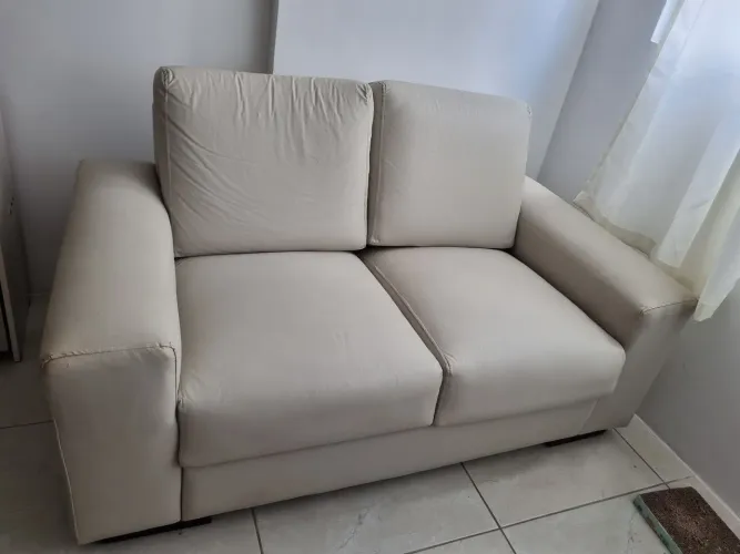 Sofá de 2 lugares