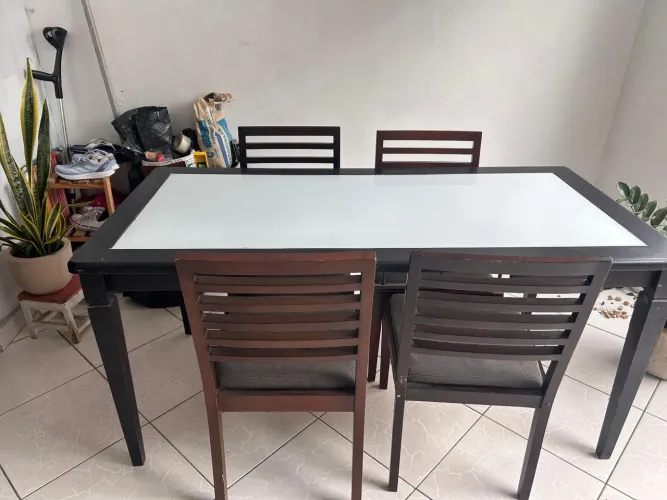 Mesa pra sala de jantar