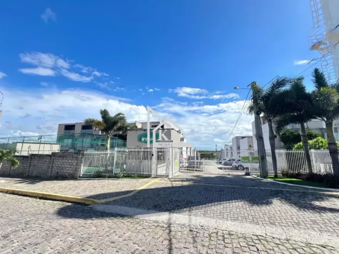 Triplex em Nova Parnamirim no Condominio Bosque da Árvores