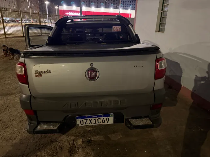 Fiat Strada Adventure1.8/ 1.8 Locker Flex CD 2015