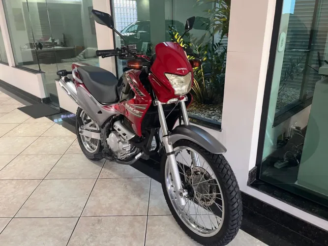 FALCON em perfeitas condições