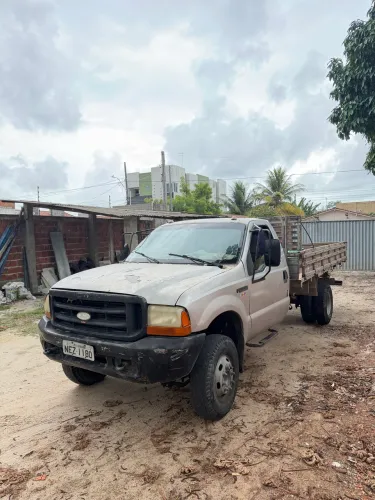 Caminhão Ford F4000