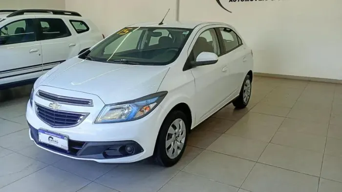 Chevrolet Onix Hatch LT 1.4 8V Flex Mec. 4P 2015