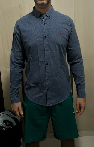 Camisa Holister manga longa azul M