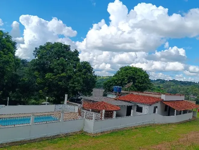 Chácara Com Piscina Em Oliveira/mg - Terreno Com 2.800m2