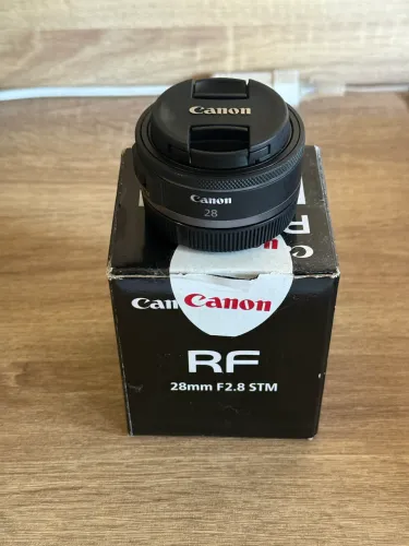 Canon RF 28mm F2.8 STM NOVA