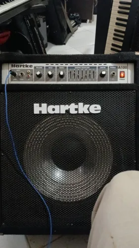 Caixa de contra baixo hartke A100