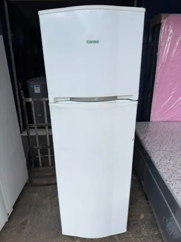 Geladeira Consul CRM33 263litros