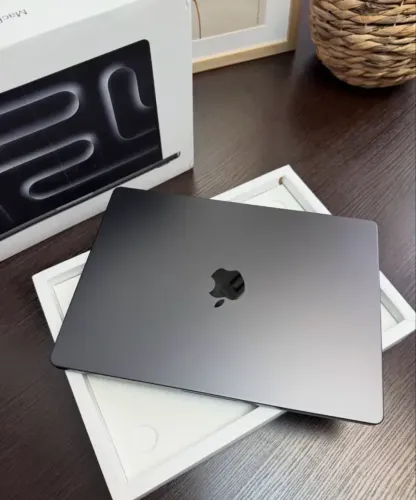 Apple MacBook Pro M3 Pro 16" 18GB 512GB