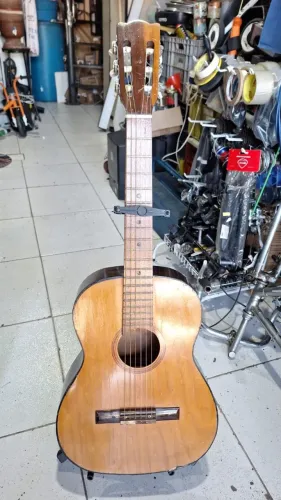 Violão Giannini Trovador anos 70 bom estado apesar da idade 149,00 somos loja no Hauer