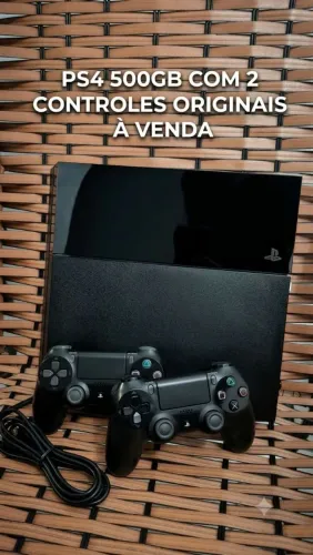 PS4 500GB + 2 CONTROLES ORIGINAIS