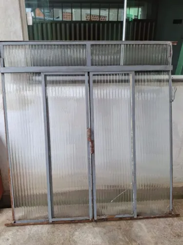 Janela de ferro