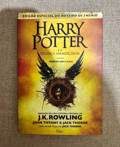 Livro Harry Potter e a criança amaldiçoada