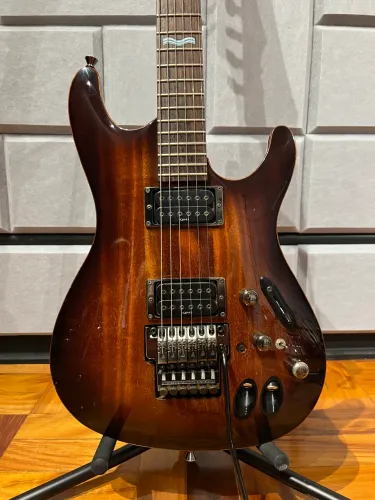 Guitarra Ibanez S2020X Prestige Japonesa c/ piezo e case