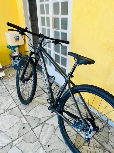 Bicicleta Aro 29 Shimano - Apenas 150 km - Impecável