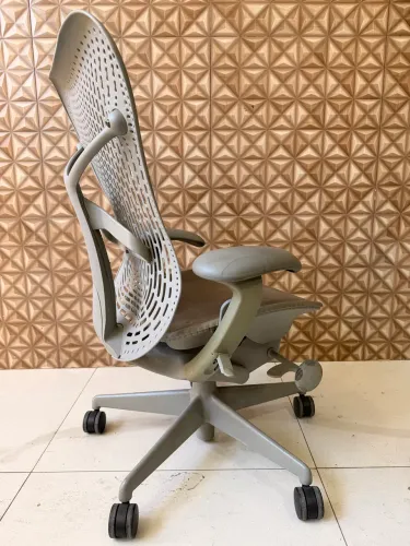 Cadeira herman miller mirra 1 semi completa perfeito estado