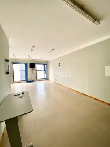 SALA COMERCIAL A VENDA NO METROPOLITAN TOWER