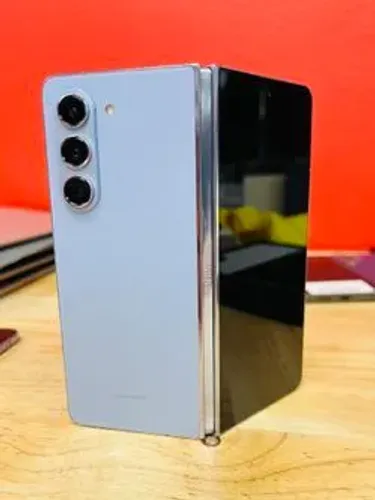 Vende-se  celular z fold 7