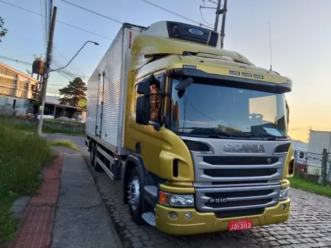 Scania P310, câmera fria, 9 metros
