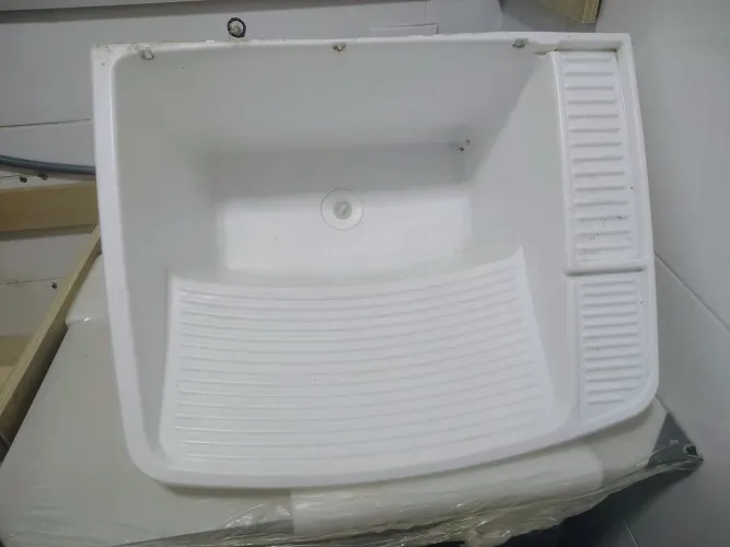 Tanque de plástico