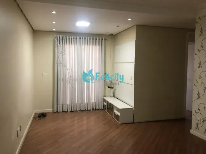 Apartamento com 3 dorms, 1 vaga, 60m2 no Conj. Res. Vista Verde