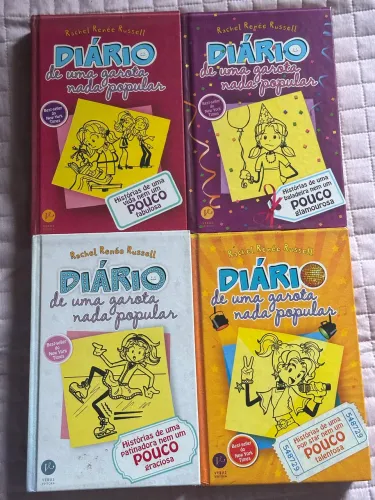 Livros Diário de Uma Garota Nada Popular 1,2,3 e 4