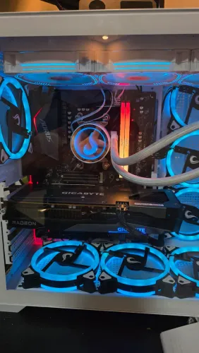 Placa de Video Rx 7600 Gaming OC 8G GigaByte