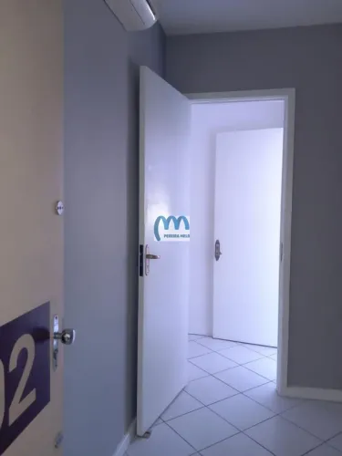 SALA COMERCIAL À VENDA CENTRO DE SÃO GONÇALO
