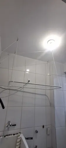 Varal suspenso teto