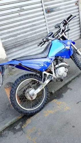 Vendo moto em bom estado