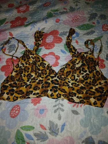 Bustie de onça 28 reais