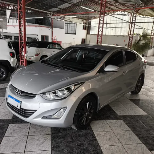 Hyundai Elantra GLS 2.0 16V Flex Aut. 2015