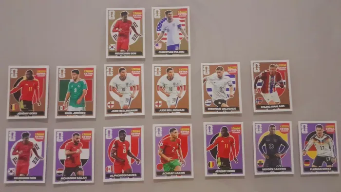 FIGURINHAS DA COPA DO MUNDO - KIT COM 15 LEGENDS