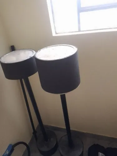 Barra de agachamento deconcreto de  academia.ia