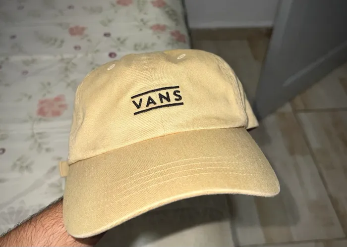 Boné Vans Half Box Curved Bill Jockey bege