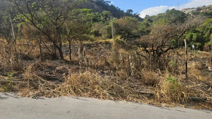 Excelente lote em Ibirité 