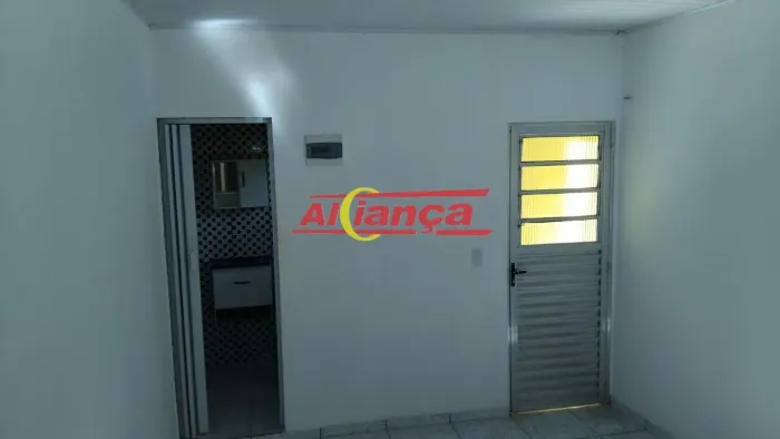 Casa com 1 quarto para alugar, 80m² -Vila Alzira - Guarulhos/SP