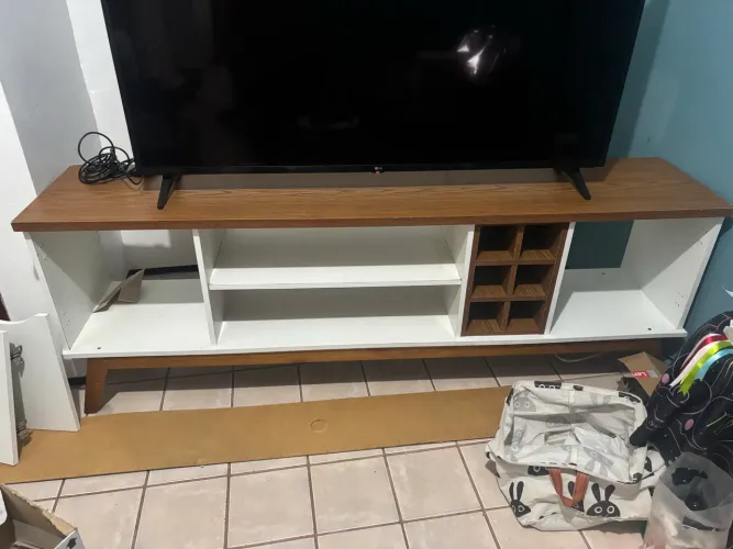 Rack com adega embutida