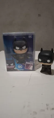 Fandom box batman + boneco estilo pop funko batman