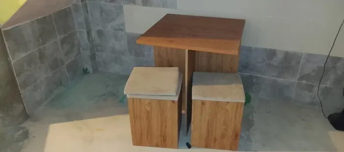 Mesa para cozinha quadrada