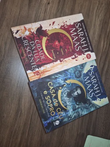Livros 1 e 2 da Saga Cidade da Lua Crescente