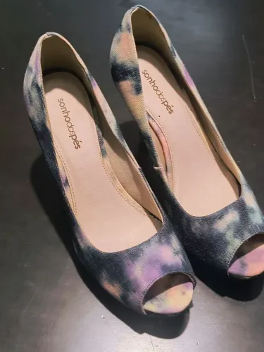 Sapato feminino Sonhodospés colorido tamanho 36