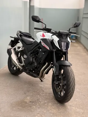 CB500 Hornet com apenas 350Kms