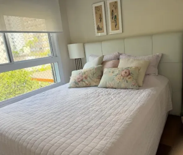 Cama Queen com Baú + Cabeceira + Colchão Sankonfort - Estado de Nova