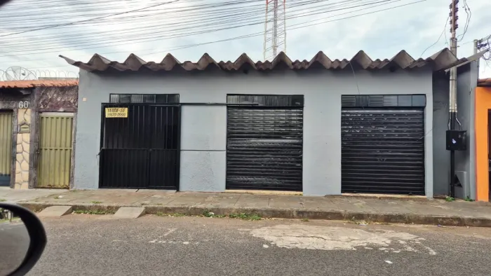*VENDO ESSE CÔMODO COMERCIAL MAIS A CASA