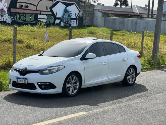 Renault Fluence Sedan Privilège 2.0 16V Flex AUT 2016