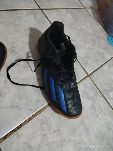 Chuteira de Futsal Adidas Deportivo