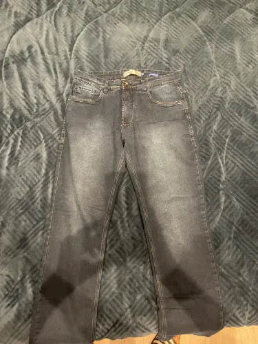 Calça jeans - tamanho 42